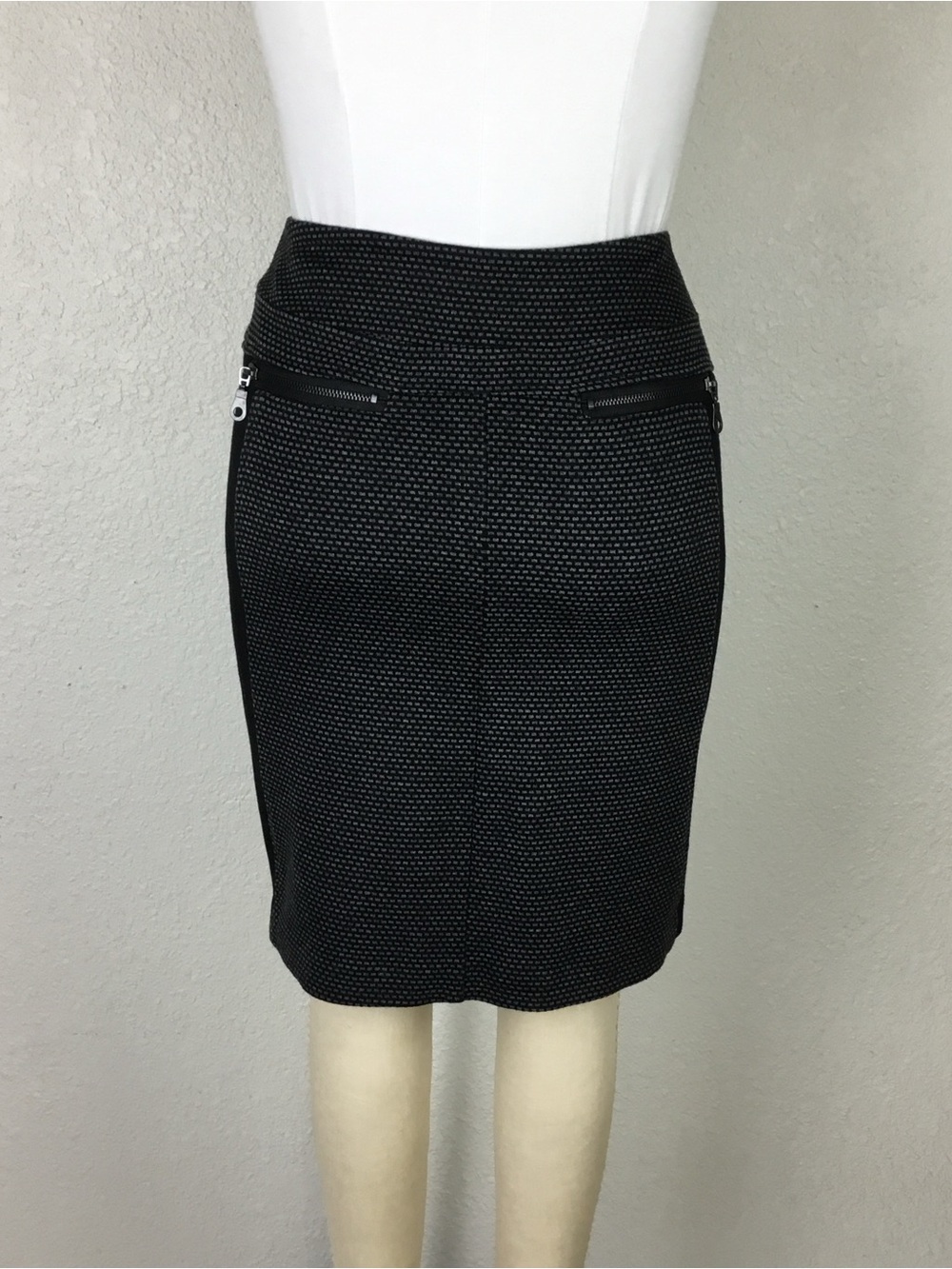 Classic Black Textured Pencil Skirt